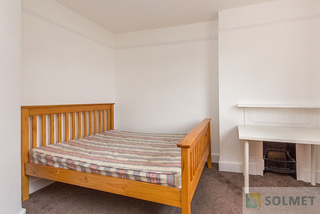 Property photo 3 of 6 3