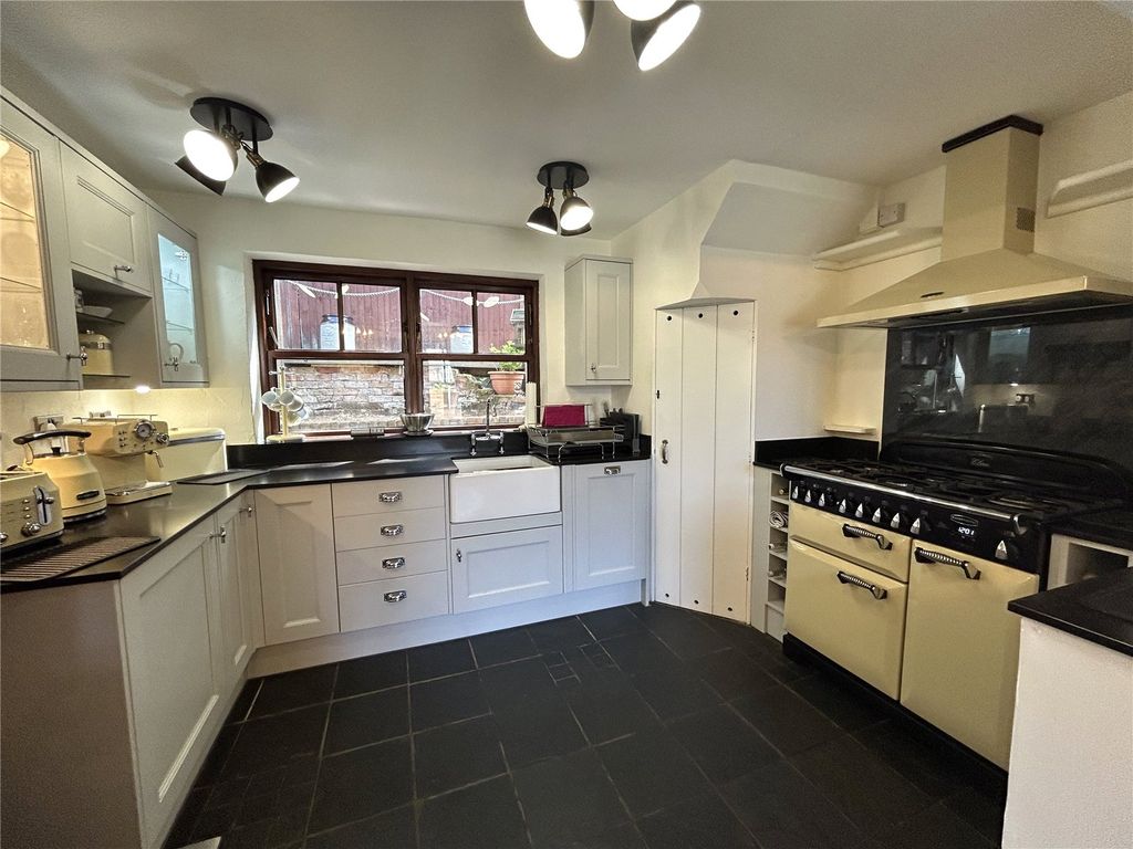 Property photo 3 of 14 Picture No. 46