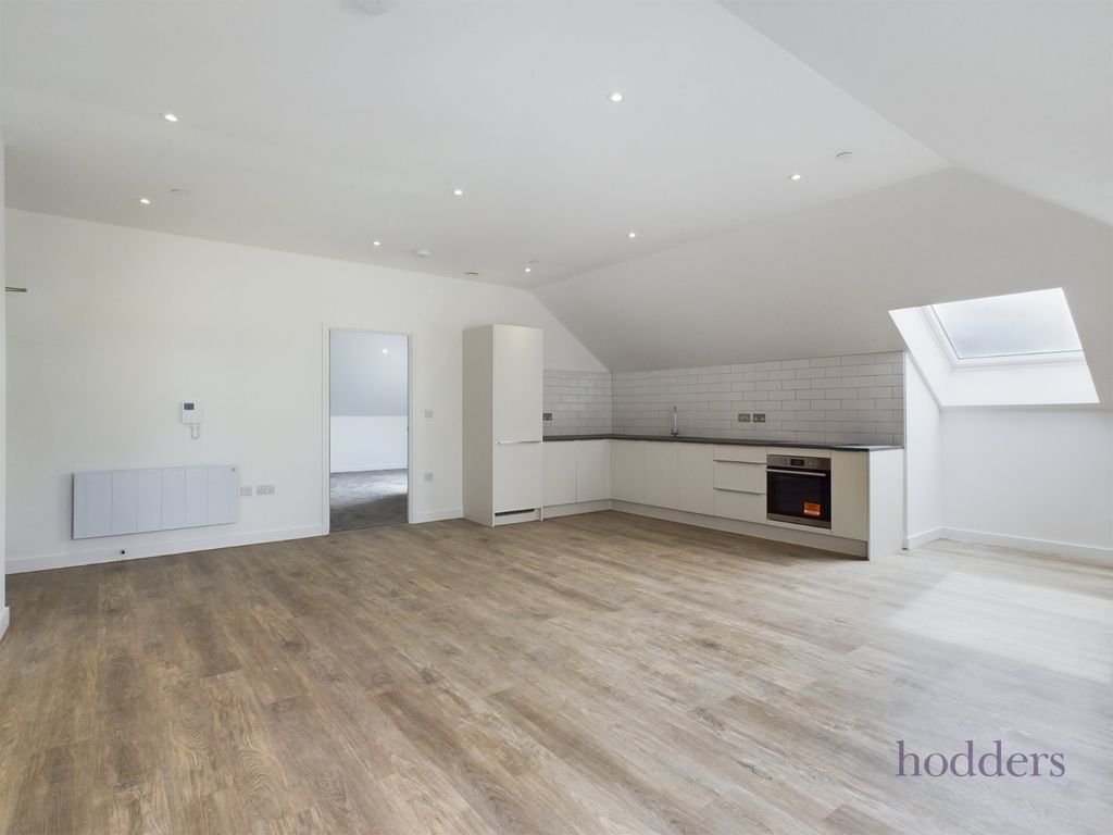 Property photo 2 of 11 Picture No. 02