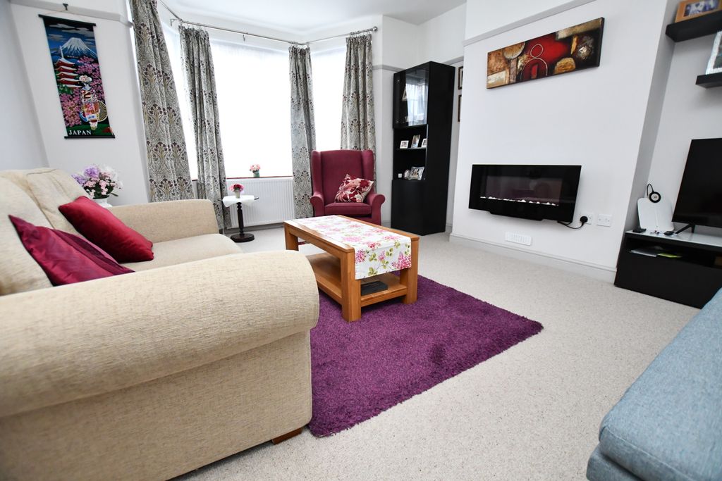 Property photo 3 of 23 Dsc_0054