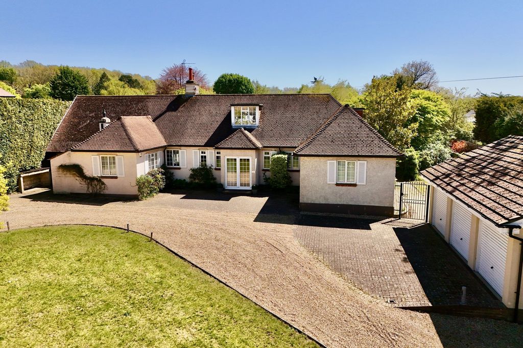 Property photo 1 of 21