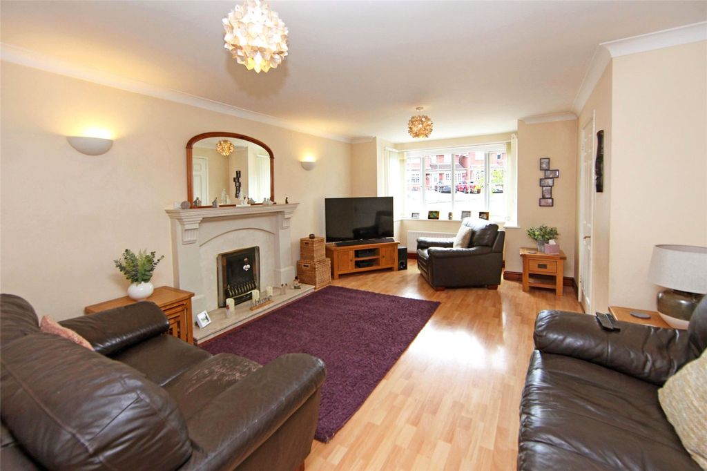 Property photo 2 of 24 Picture No. 08