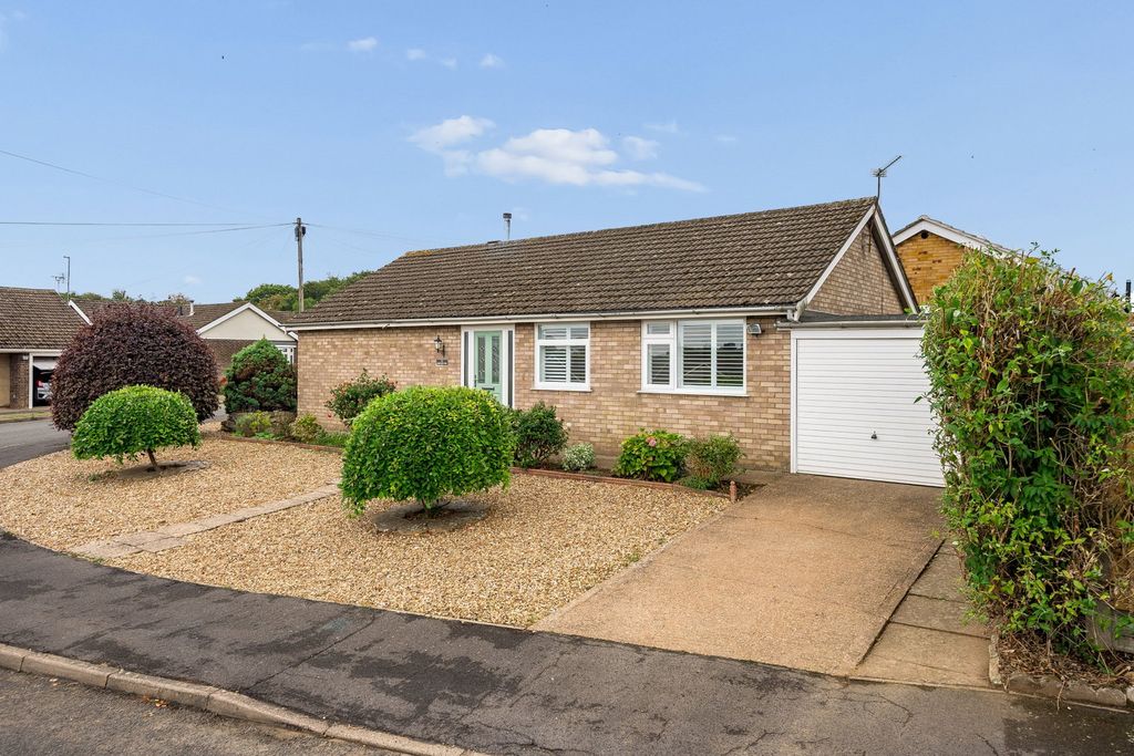 Property photo 1 of 24