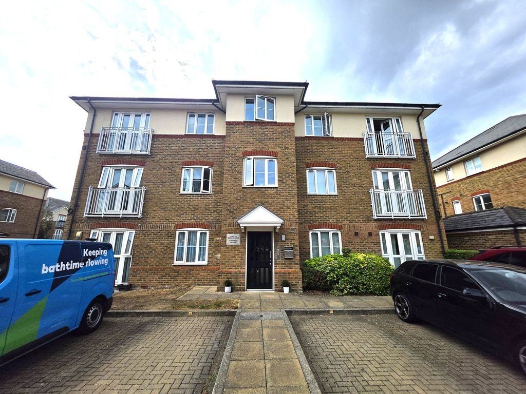 Property photo 1 of 6