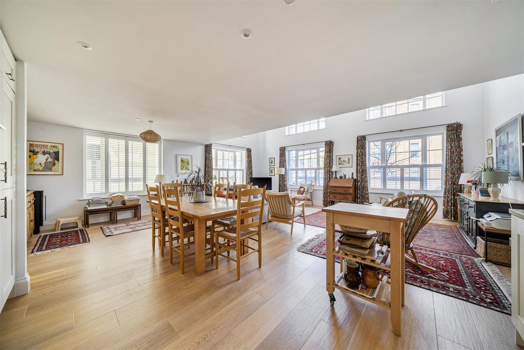 Property photo 3 of 21 Open Plan Living
