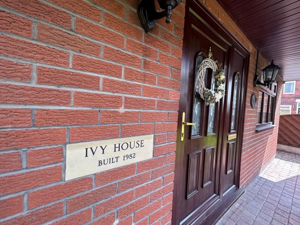 Property photo 2 of 26 Detached House (10).Jpg