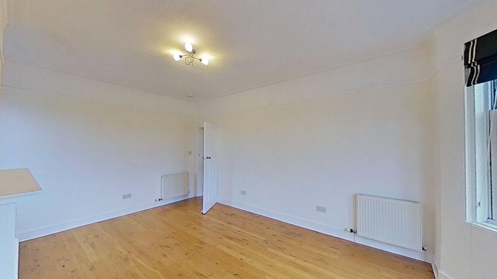 Property photo 3 of 20 Photo 3