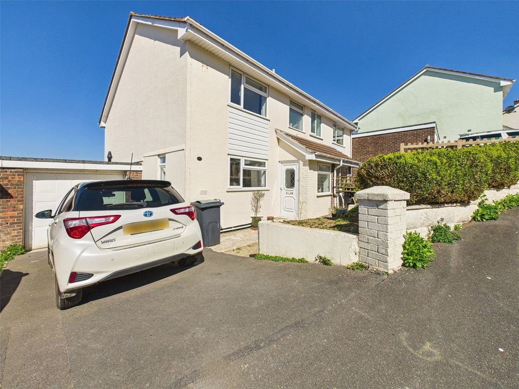 Property photo 1 of 11 Picture No. 17