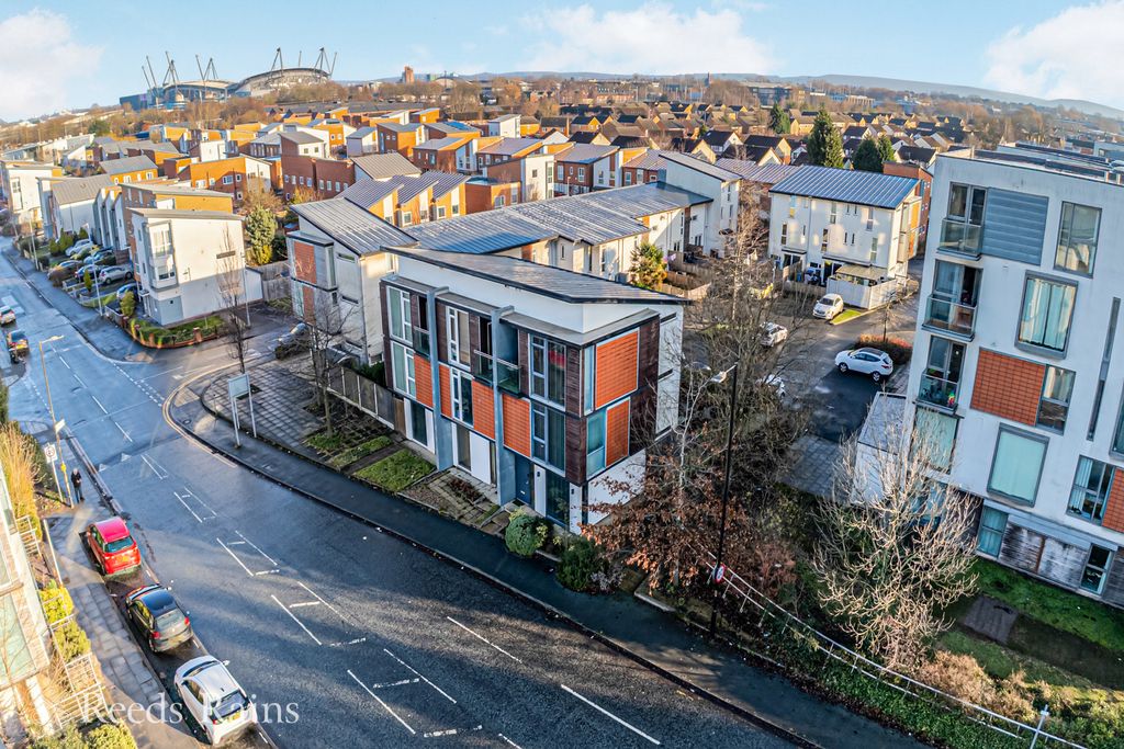 Property photo 1 of 27 Drone