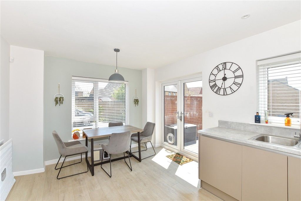 Property photo 3 of 16 Kitchen/ Diner