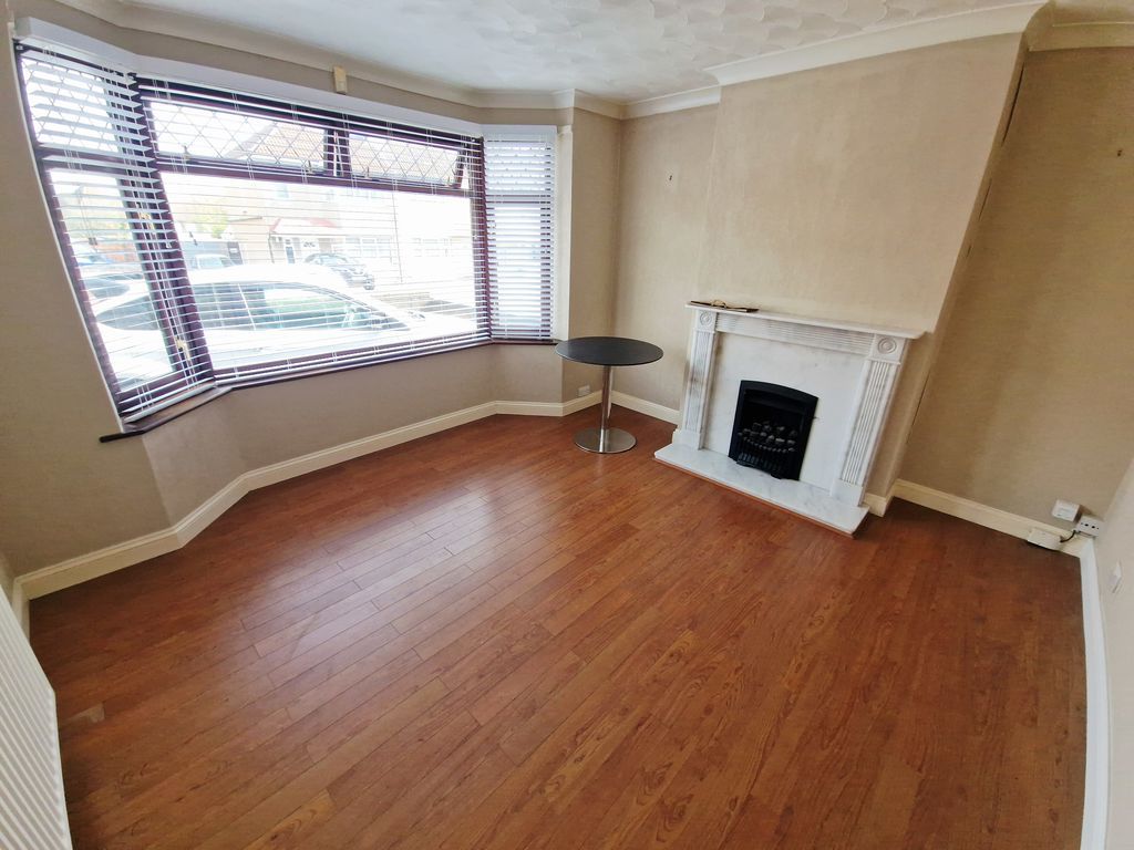 Property photo 2 of 19 Photo 1