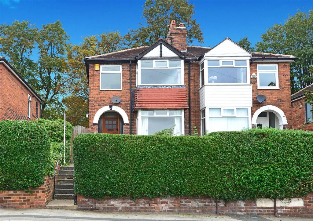Property photo 1 of 21