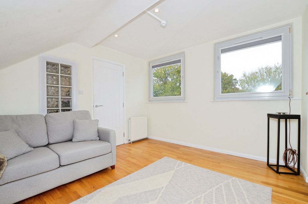 Property photo 3 of 10 Dsc_7341