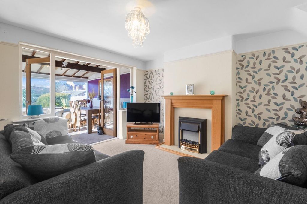 Property photo 3 of 19 3.Jpg