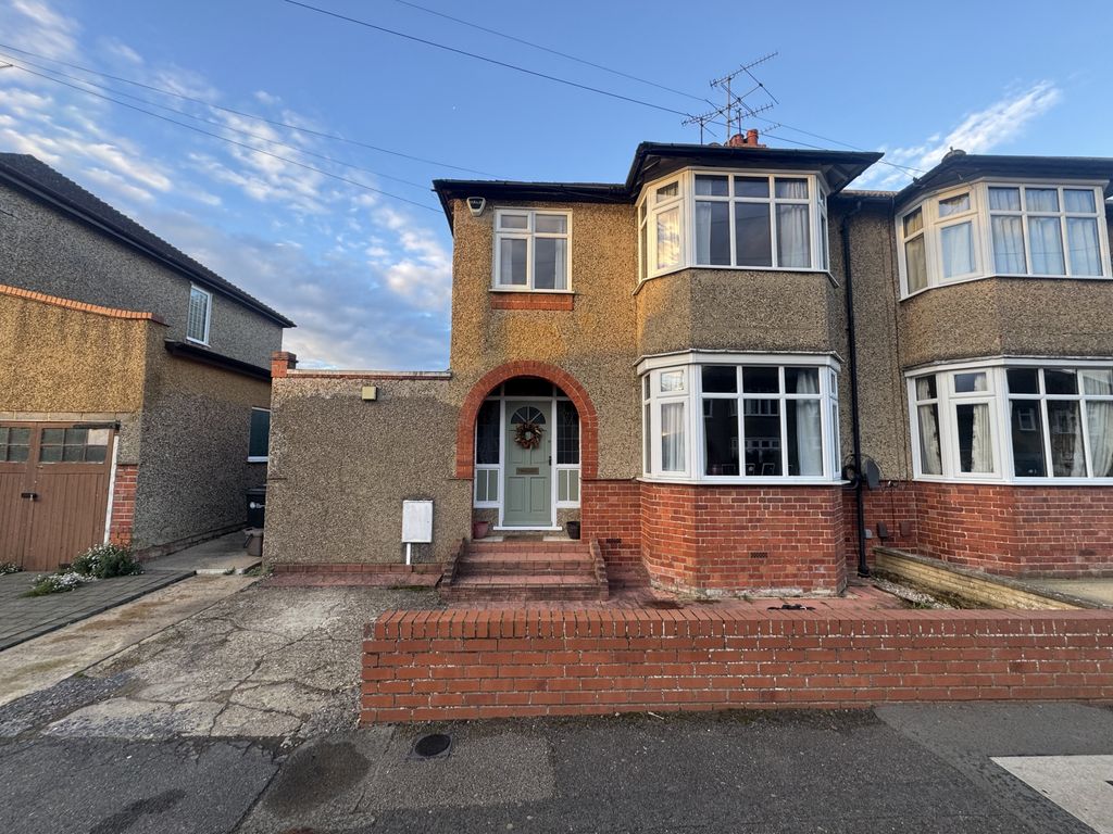 Property photo 1 of 18 Front