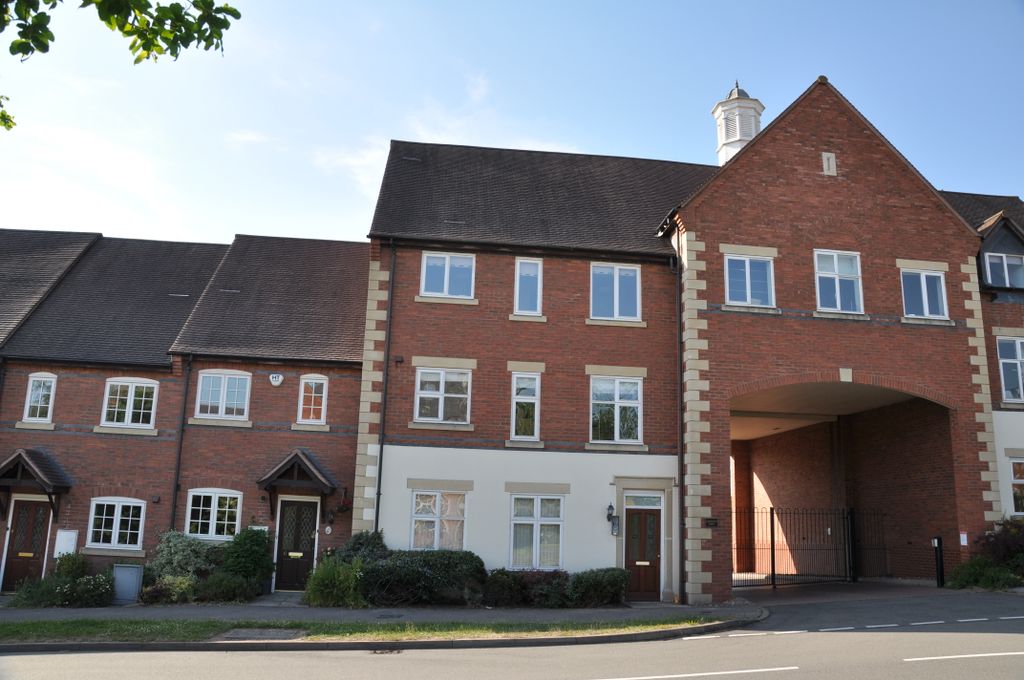 Property photo 1 of 9 Exterior