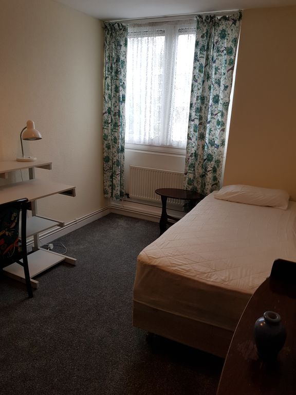 Property photo 3 of 10