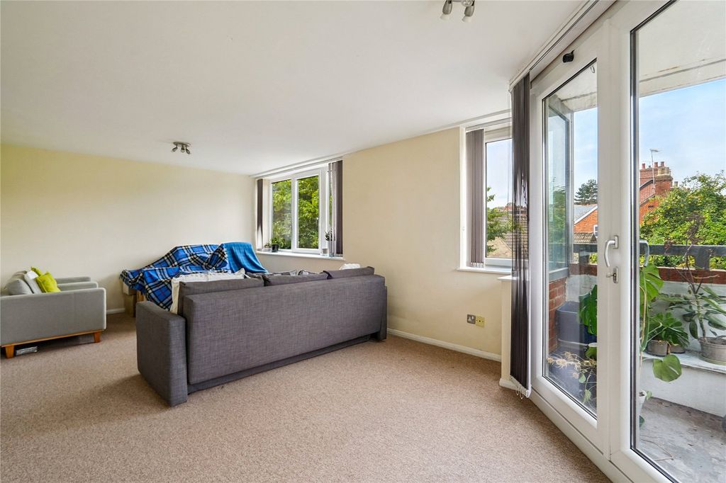 Property photo 3 of 10 Picture No. 40