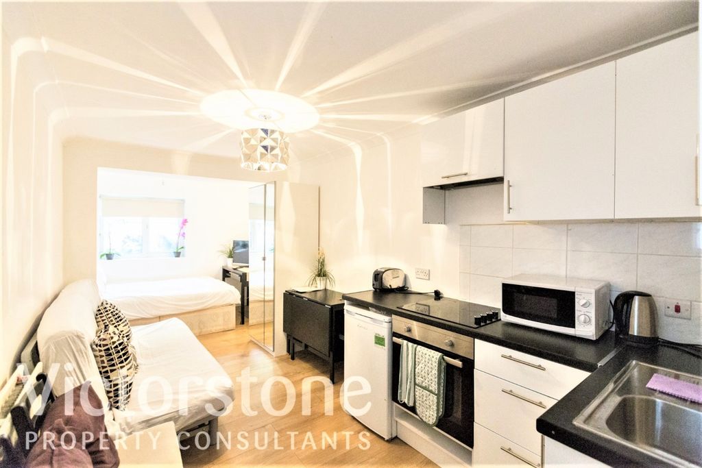 Property photo 2 of 8 1308674