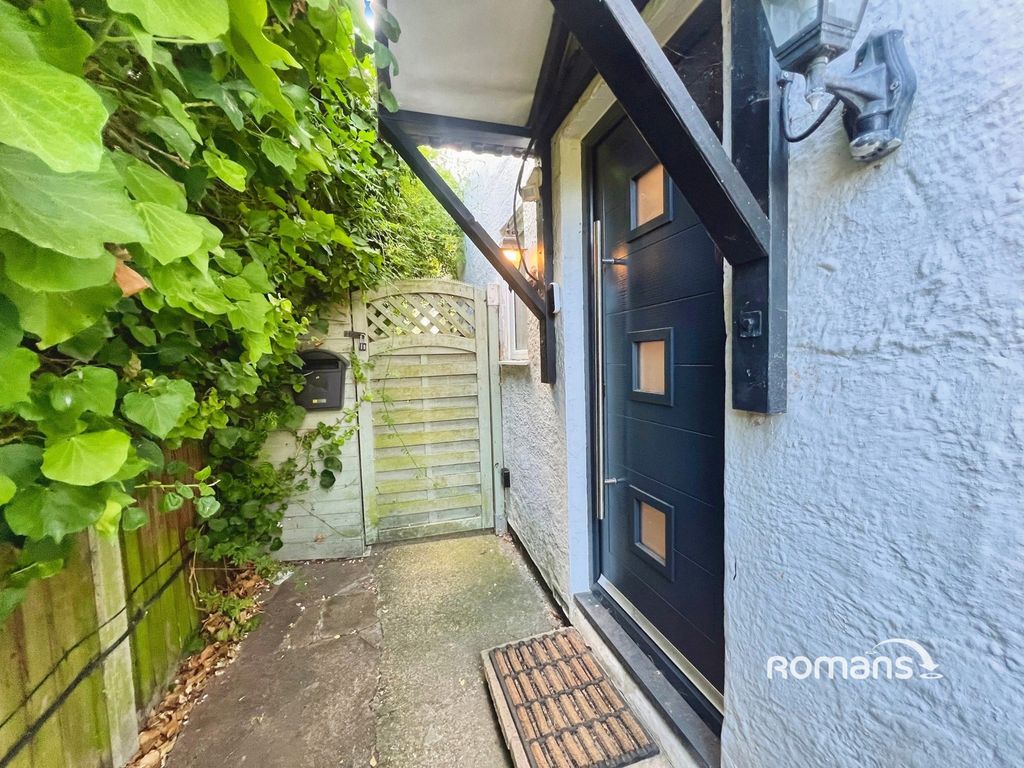 Property photo 2 of 14 Pbox-Img.Jpg