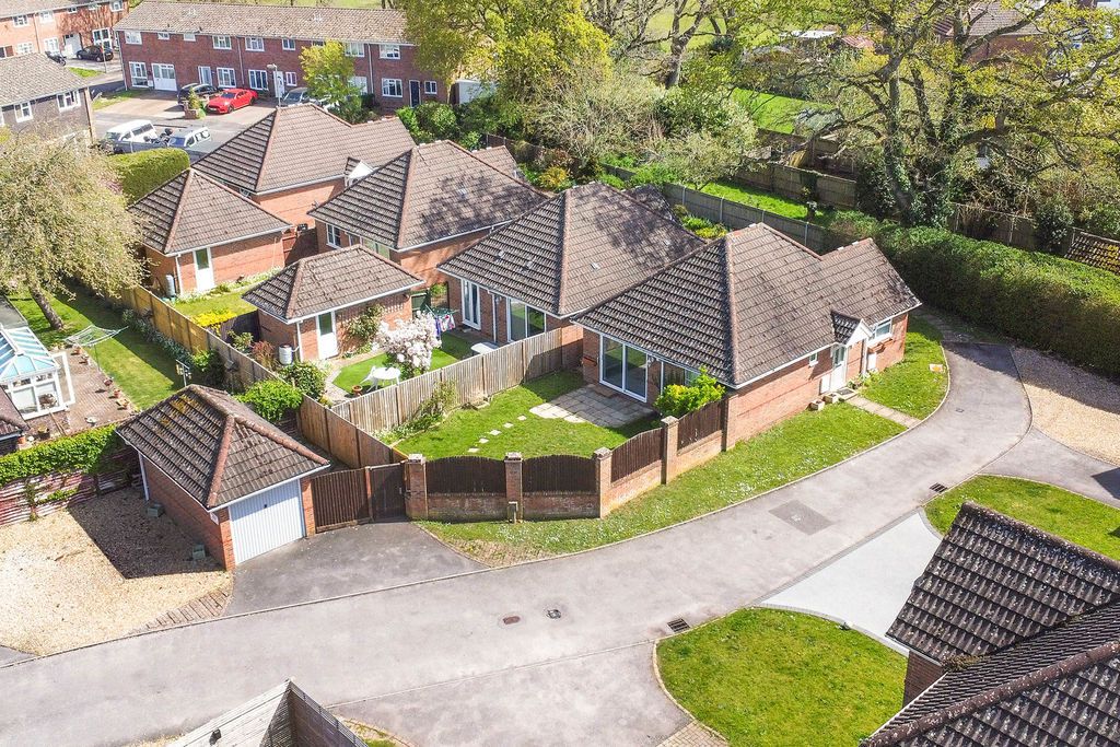 Property photo 2 of 14 Aerial External