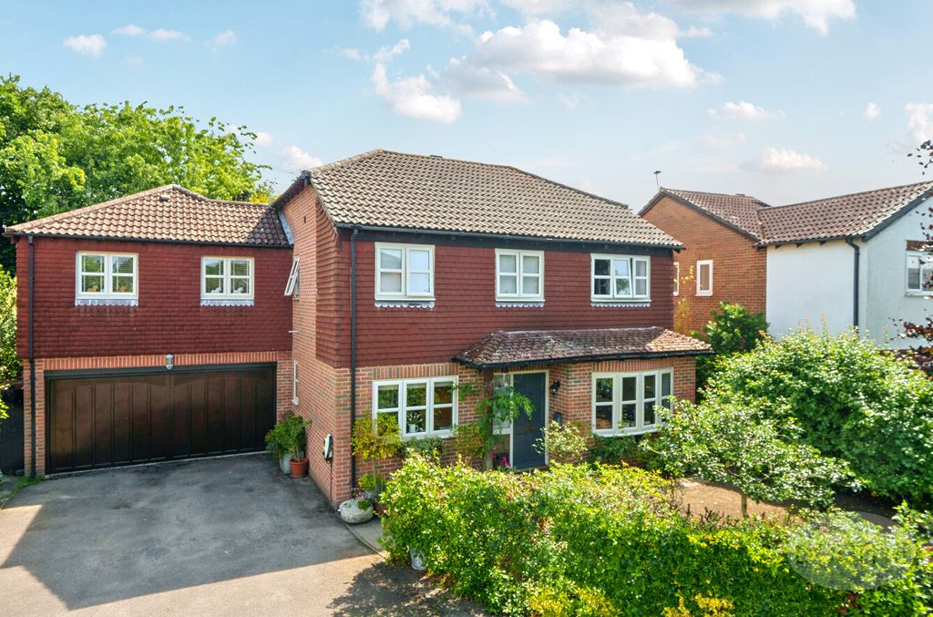 Property photo 1 of 20 A9Cace91-8B53-497...