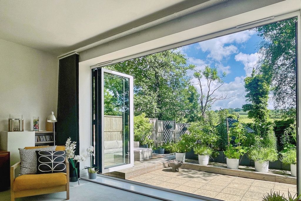 Property photo 2 of 20 Bi-Fold Doors