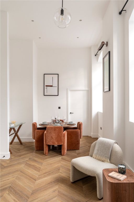 Property photo 2 of 11 Picture No. 71