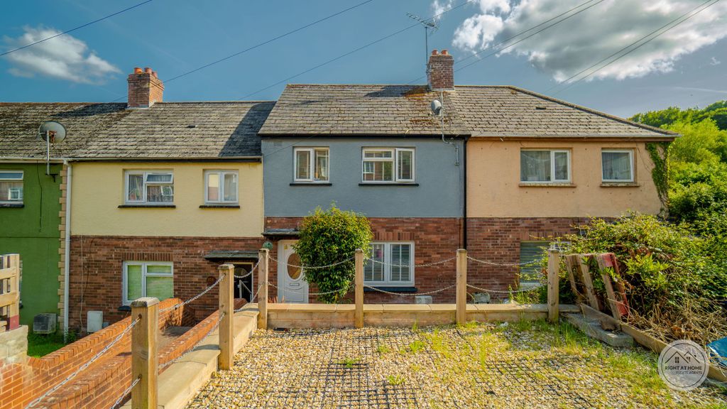 Property photo 1 of 24