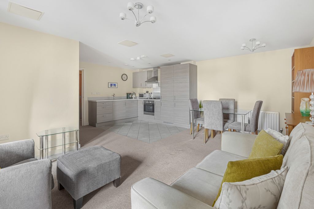 Property photo 3 of 15