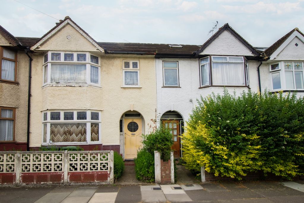 Property photo 1 of 9