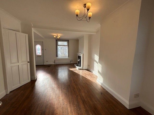 Property photo 3 of 7 Lounge/Diner View 2