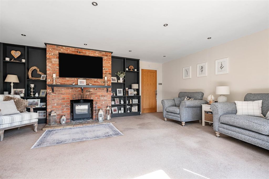 Property photo 3 of 42 26_90078.Jpg