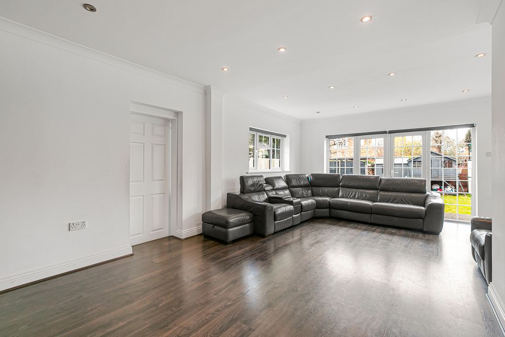 Property photo 2 of 24 Reception Room