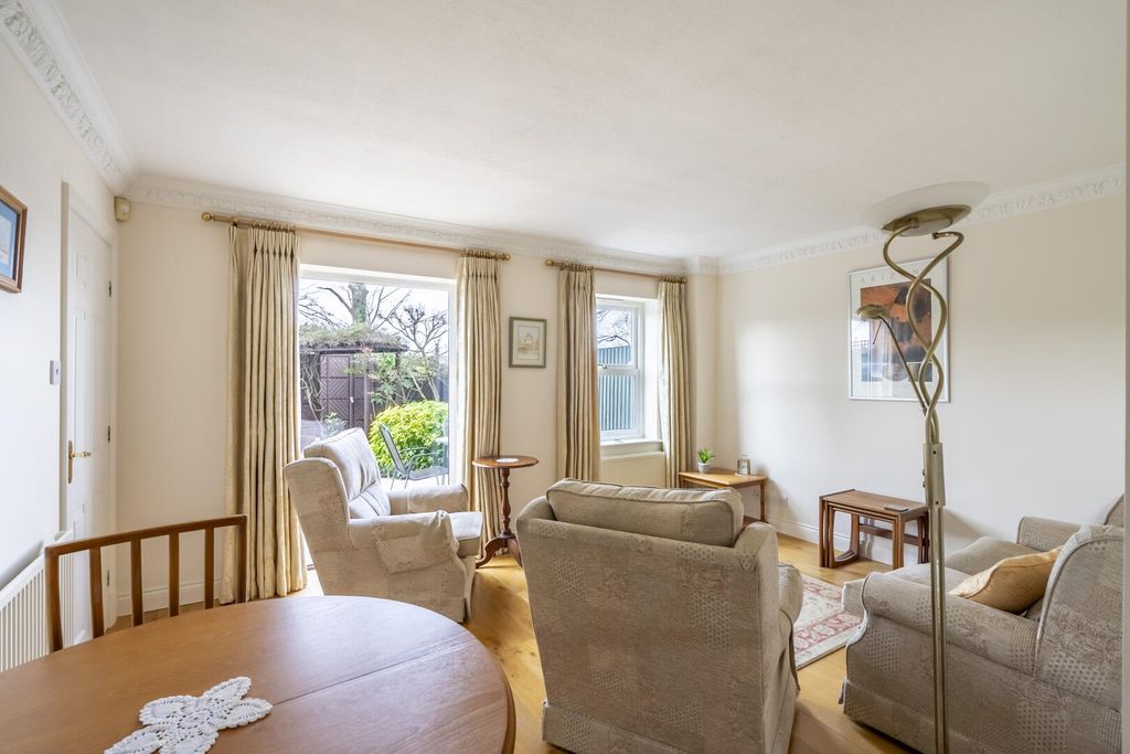 Property photo 3 of 19 Living Room