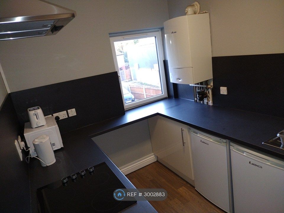 Property photo 3 of 25