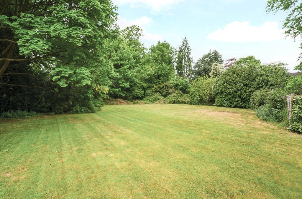 Additional image 38 of 4 bed detached house for saleGodalming, Surrey GU7