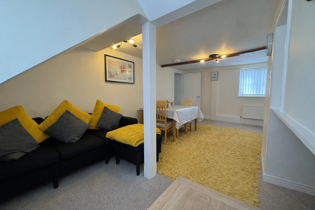 Property photo 2 of 8 Living Room..