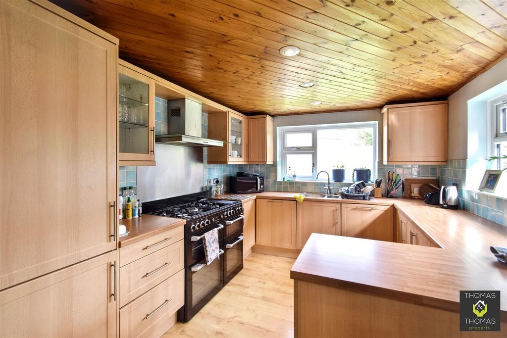 Additional image 4 of 3 bed semi-detached house for saleConiston Road, Cheltenham GL51