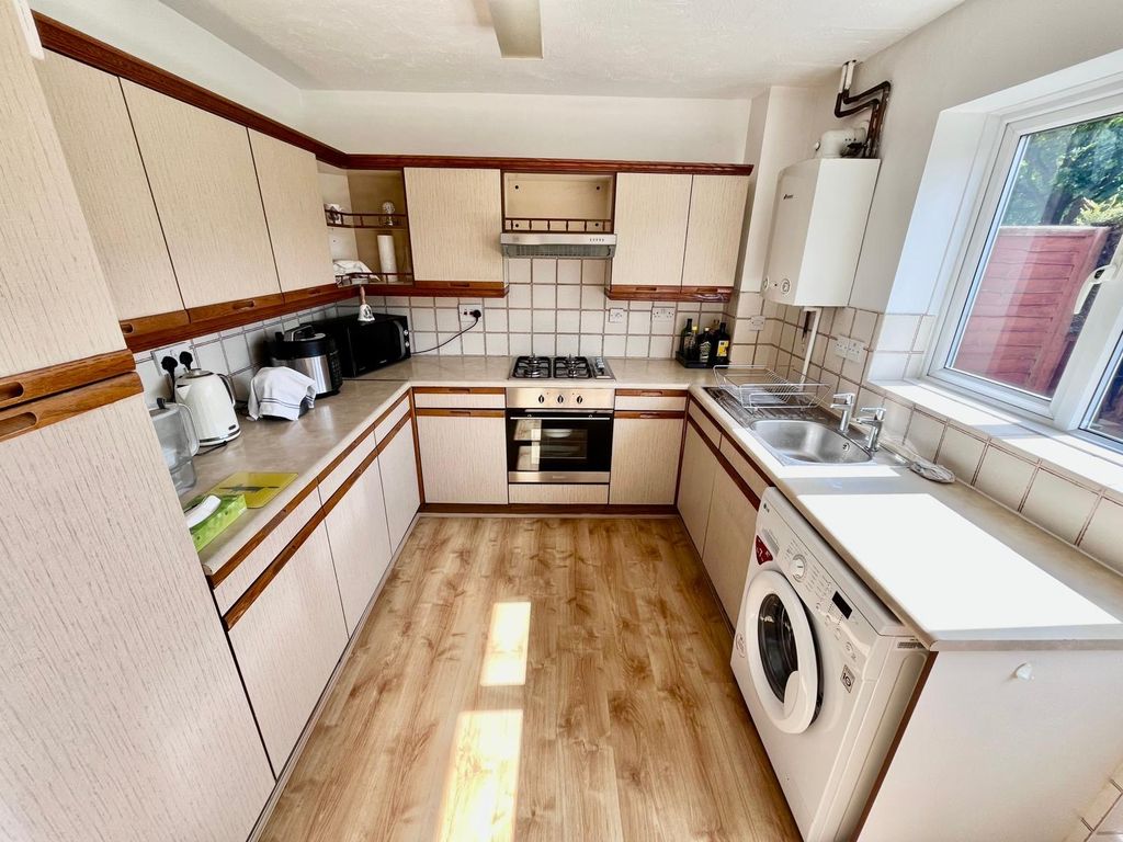 Property photo 3 of 16