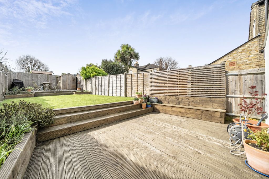 Property photo 3 of 23 1438424-17-69d8cd...