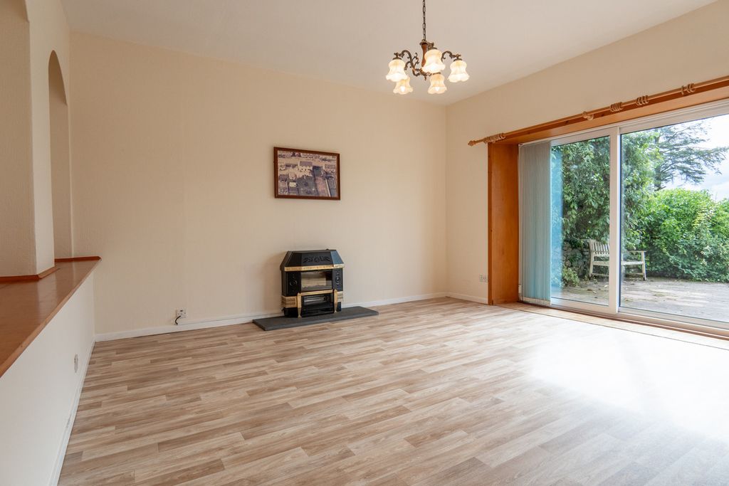 Property photo 2 of 43