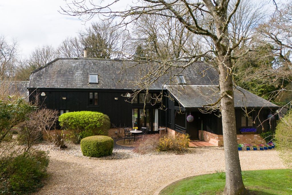 Property photo 3 of 19