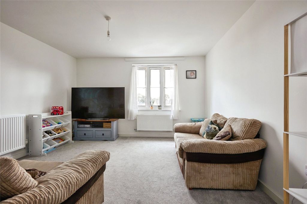 Property photo 2 of 10 Picture No. 06