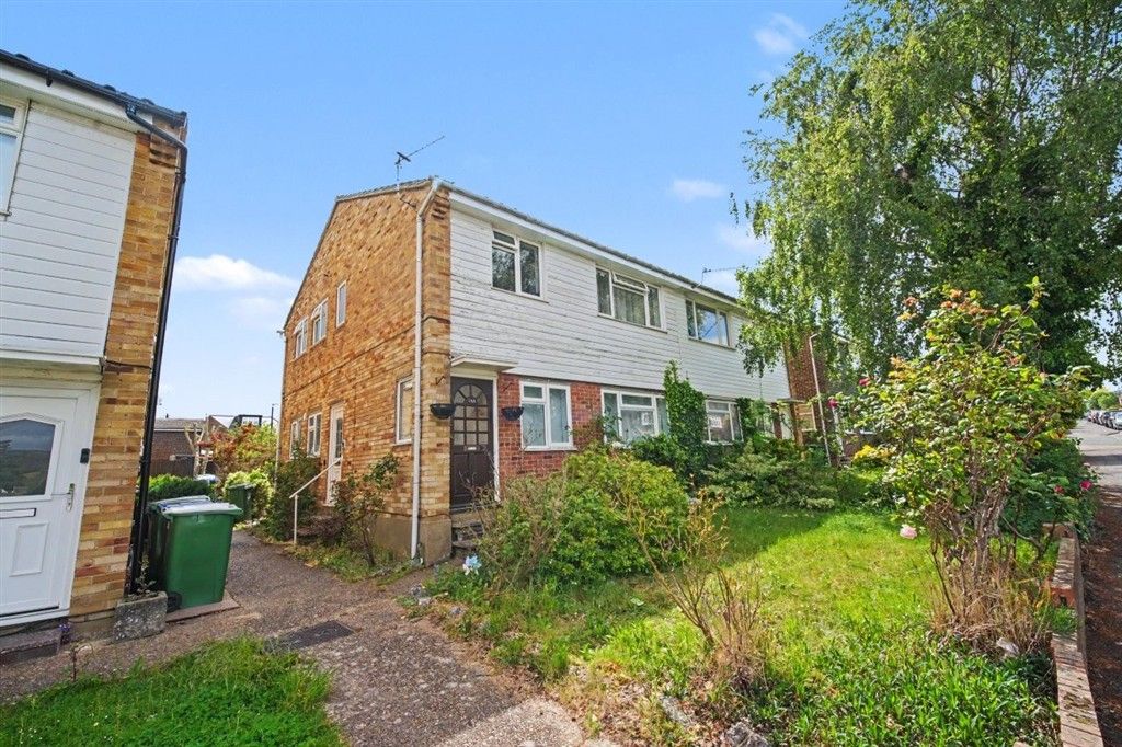 Property photo 2 of 18