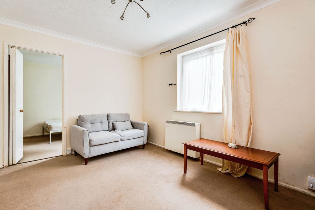 Property photo 3 of 10 Photography