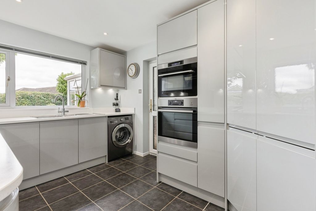Property photo 2 of 20 Pbox-Img.Jpg