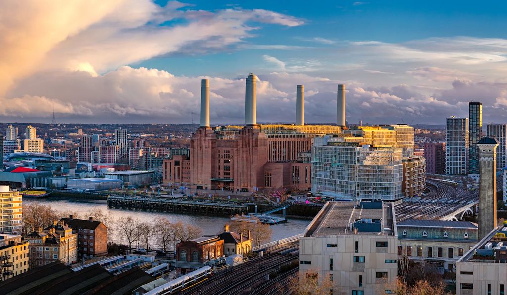 Property photo 2 of 19