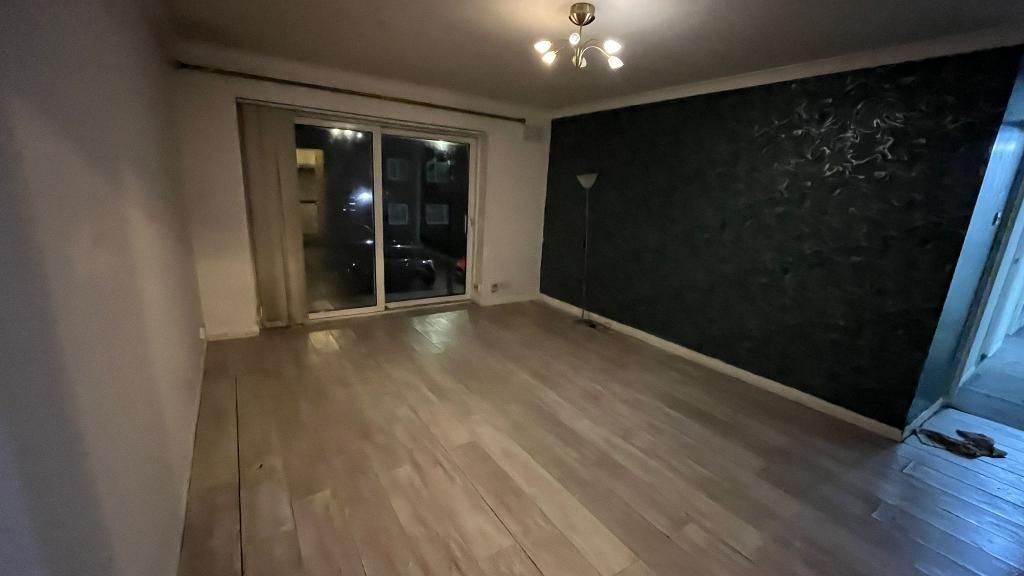 Property photo 3 of 14 Photo 3