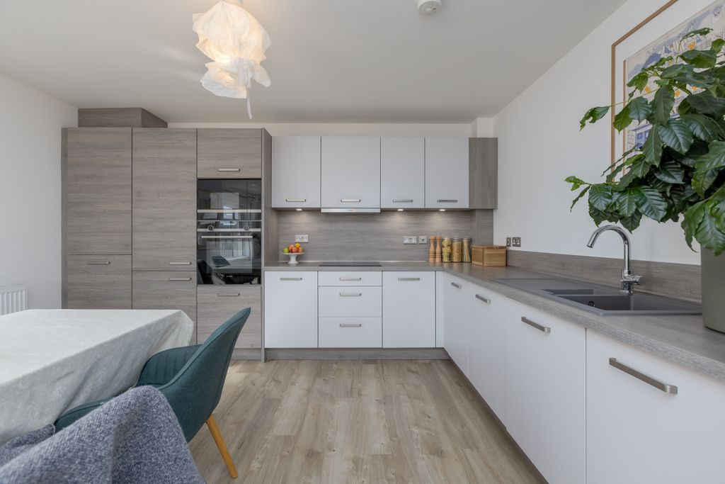 Additional image 5 of 2 bed flat for sale5 Lairds Close, Haddington, East Lothian EH41